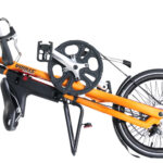 STRIDA SX Matte Orange STRIDA SX Matte Orange - 18 Zoll - Design Fahrrad - Design Faltrad - dreieckig - dreieckiges - Dreieckiges Faltrad - Eingang - einzigartiges Faltrad - Fahrrad - Faltbares Fahrrad - Faltbares Fahrrad kaufen - Faltbares Fahrräder kaufen - Faltrad - Faltrad-Shop - Falträder - Falträder kaufen - Geschäft - Kaufen - Klapprad - Klapprad kaufen - Leicht - neu - strida - Strida design Faltrad - sx - zu verkaufen - zusammenklappbares Fahrrad