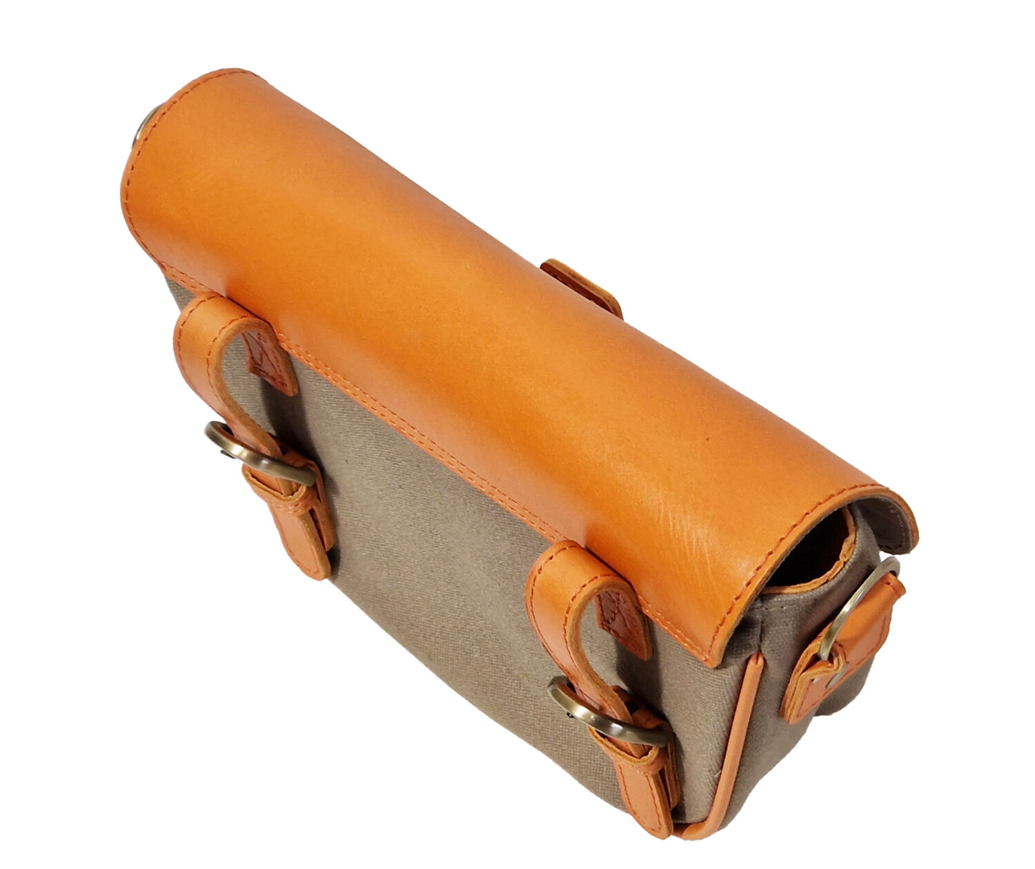Leather handlebar bag – for STRIDA - Image 7